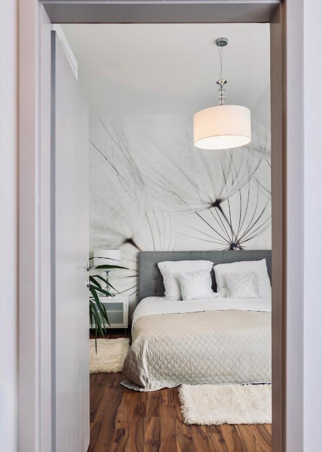Monarchia Apartman Grand Mosonmagyaróvár エクステリア 写真