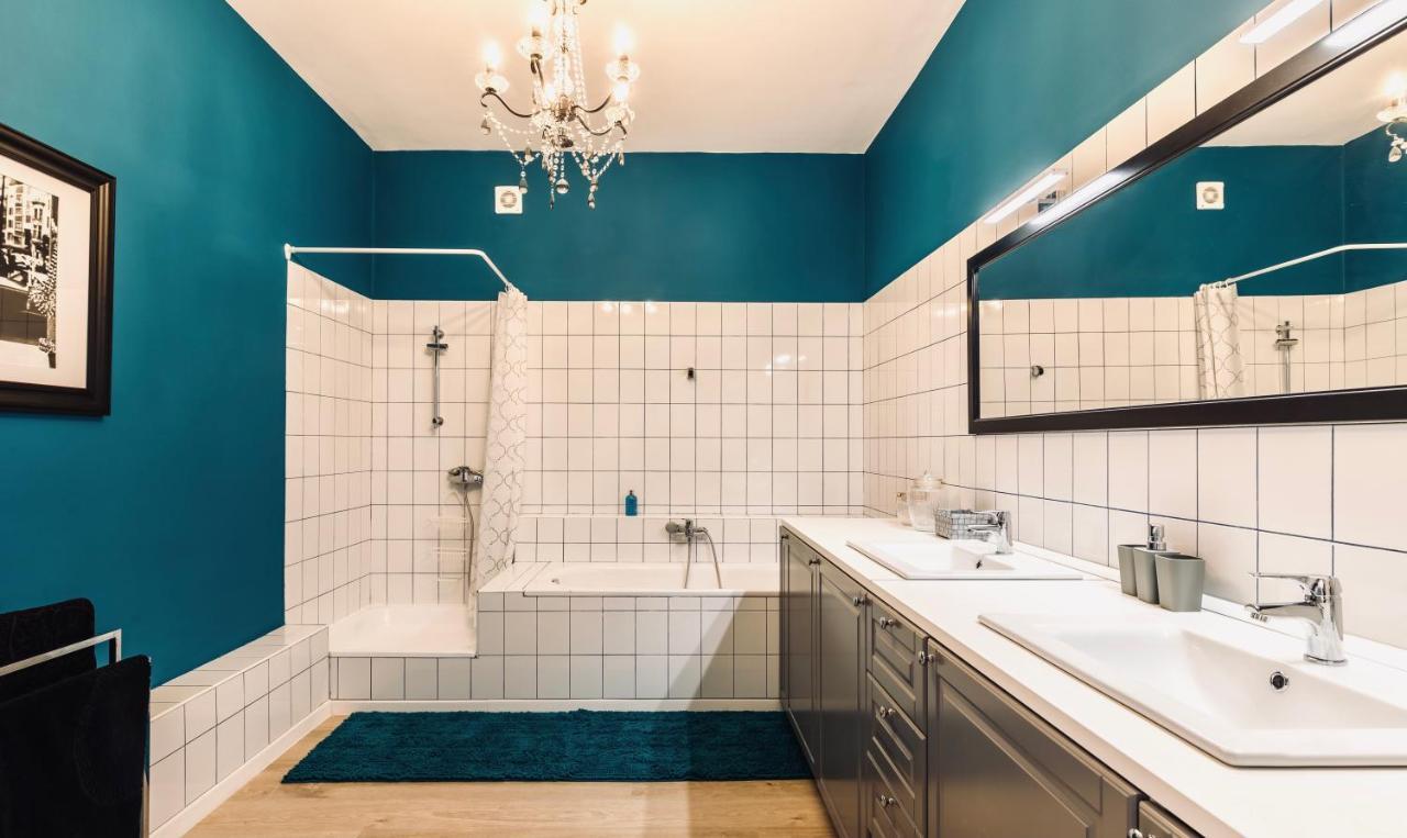 Monarchia Apartman Grand Mosonmagyaróvár エクステリア 写真